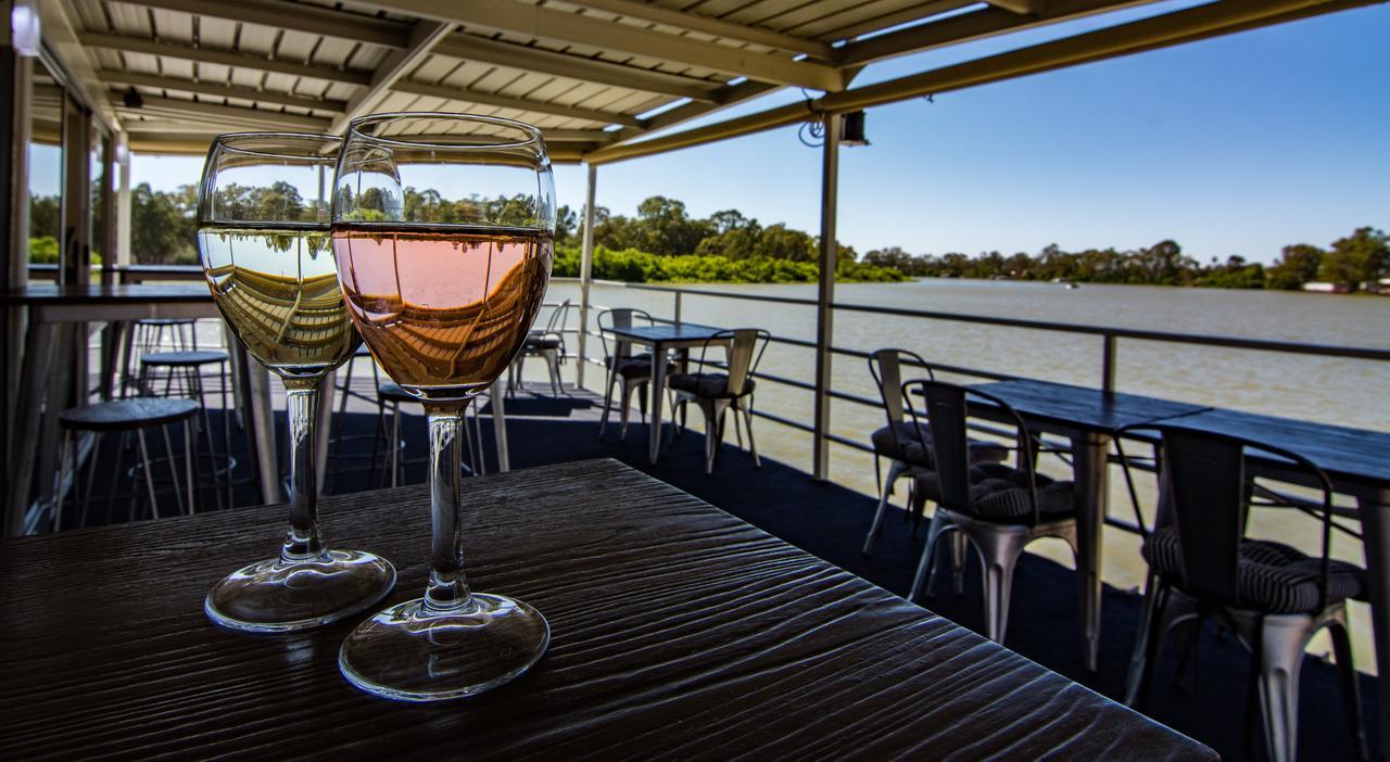 Murray River Queen Hotel Renmark Esterno foto
